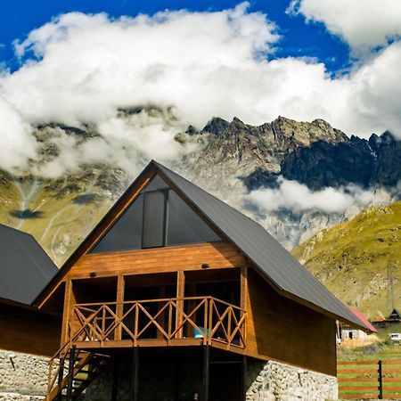 Cliffside Cottage Kazbegi エクステリア 写真